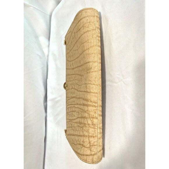1980’s AFRICAN BUFFALO Skin Leather Tan CLUTCH w/ Gold Tone Hardware *Small Dent - Picture 3 of 7